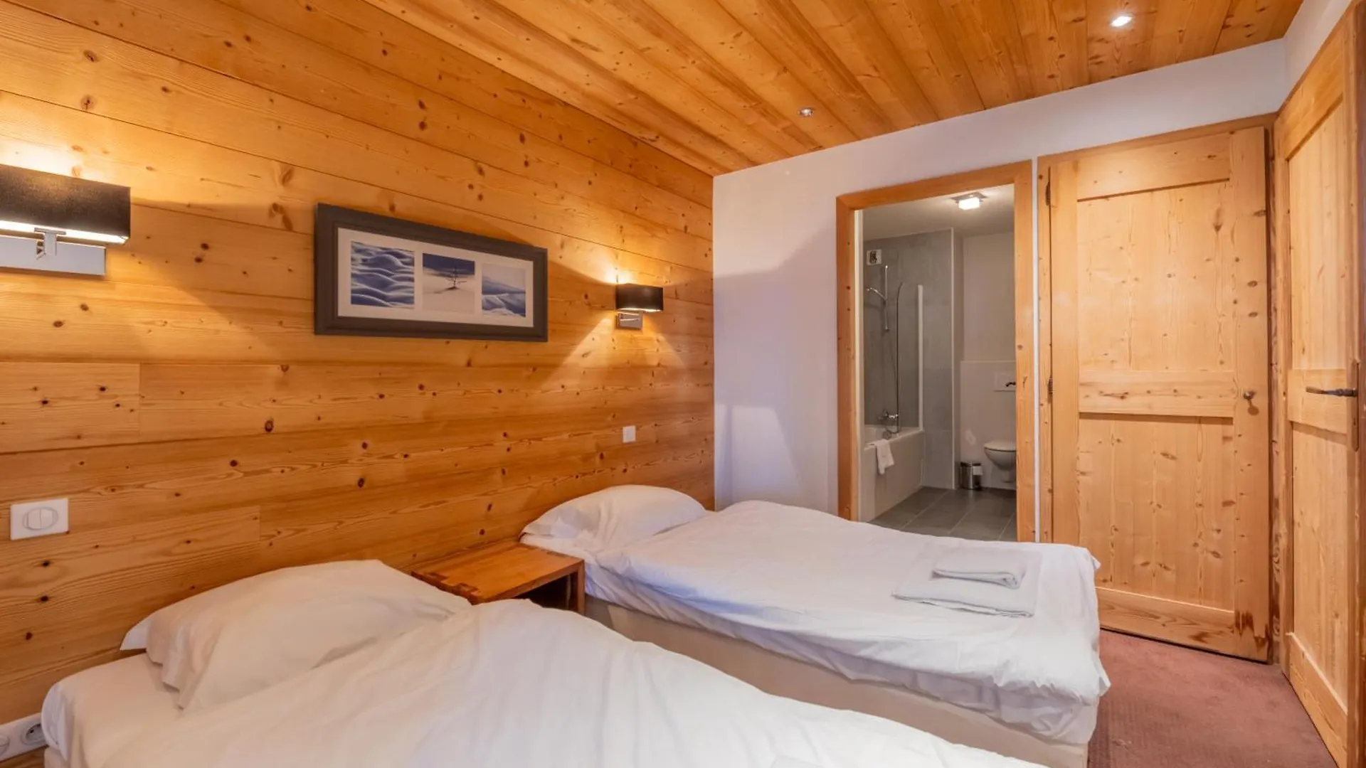 L'Ours Bleu B01 - Ski In Ski Out - Happy Rentals Vallorcine